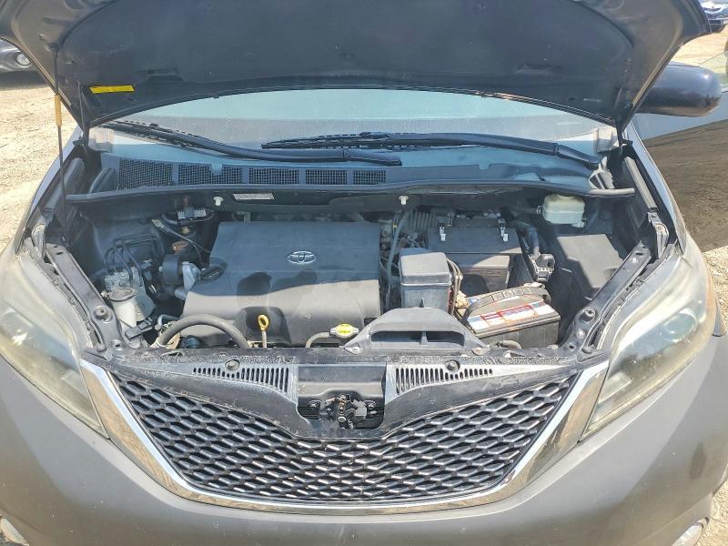 2015 TOYOTA SIENNA SPORT — Фото 12 из 13