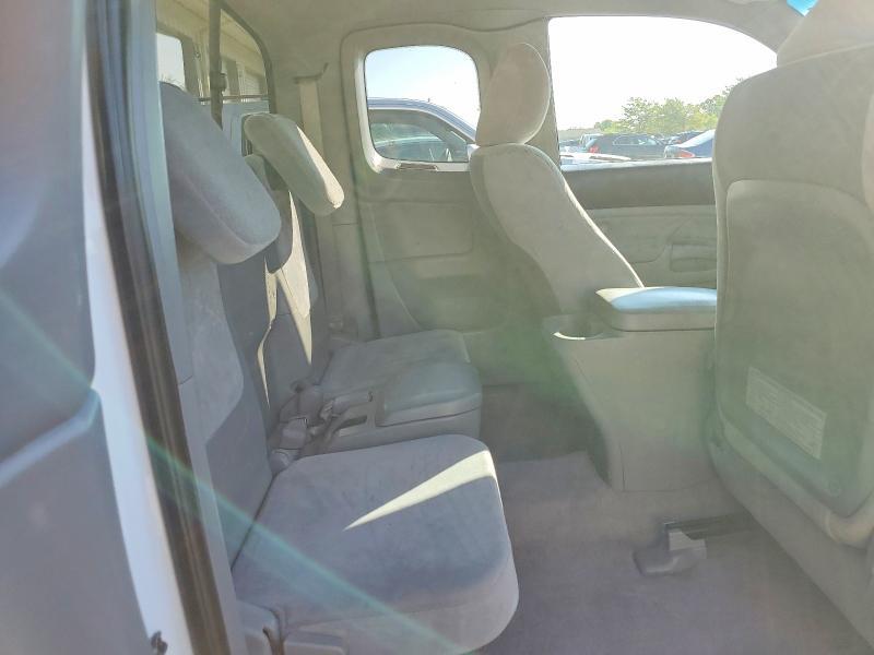 2011 TOYOTA TACOMA BASE — Фото 10 из 12