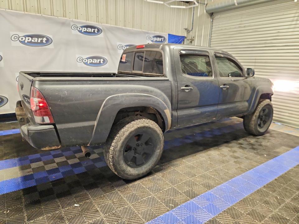 2011 TOYOTA TACOMA DOUBLE CAB — Фото 3 из 12