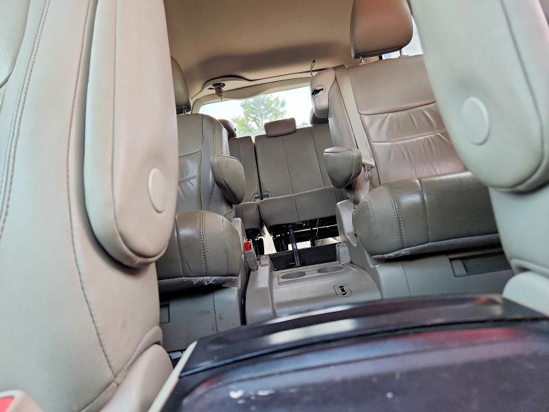 2015 TOYOTA SIENNA XLE PREMIUM 8-PASSENGER — Фото 10 из 13