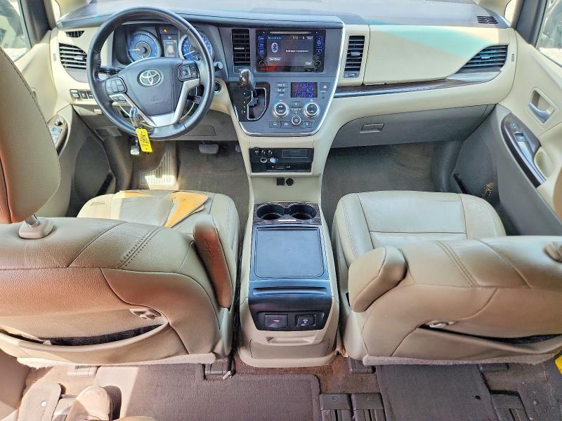 2015 TOYOTA SIENNA XLE PREMIUM 8-PASSENGER — Фото 8 из 13
