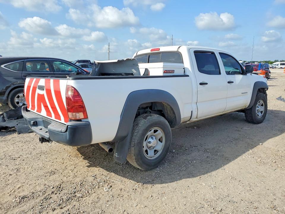 2015 TOYOTA TACOMA DOUBLE CAB LONG BED — Фото 3 из 13