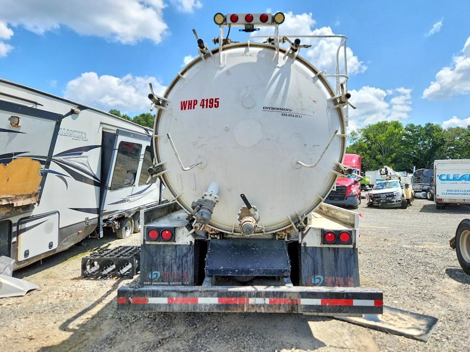 2008 PETERBILT 340 VACUUM TRUCK — Фото 6 из 12