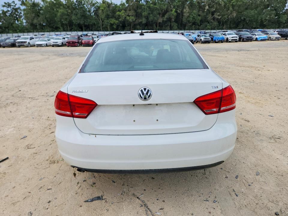2015 VOLKSWAGEN PASSAT S — Фото 6 из 12