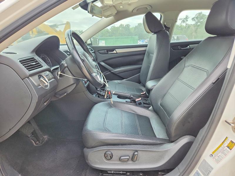 2015 VOLKSWAGEN PASSAT S — Фото 7 из 12