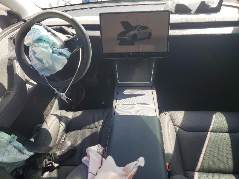 2026 TESLA MODEL Y — Фото 8 из 13