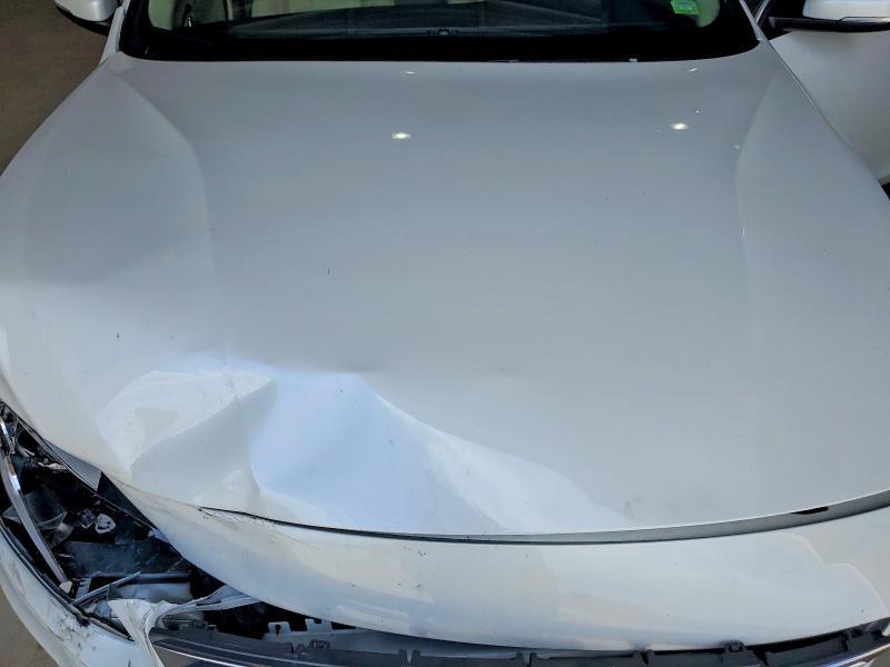 2015 VOLVO V60 PREMIER — Фото 12 из 13