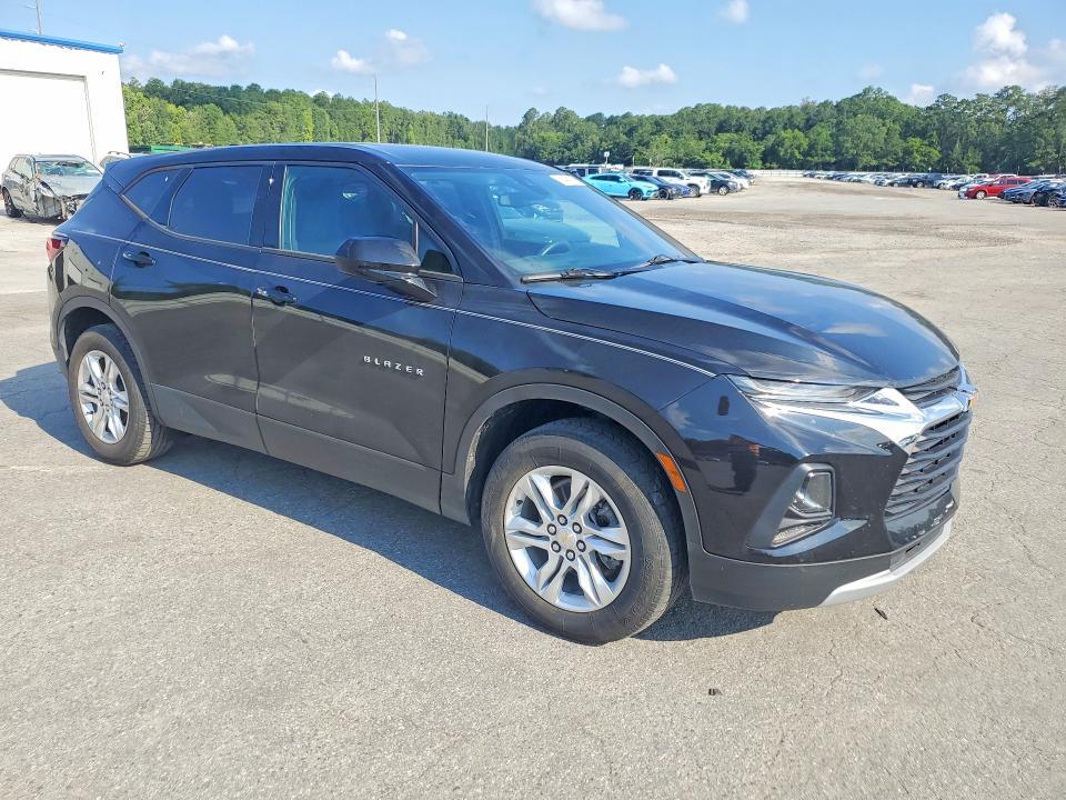 2021 CHEVROLET BLAZER 2LT — Фото 4 из 13