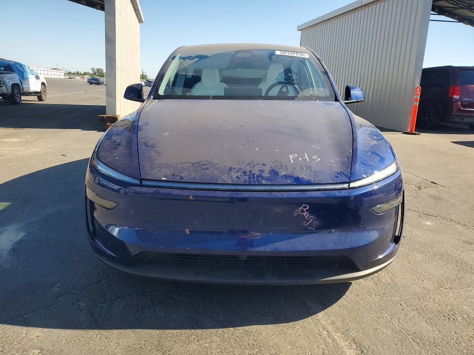 2026 TESLA MODEL Y — Фото 5 из 14