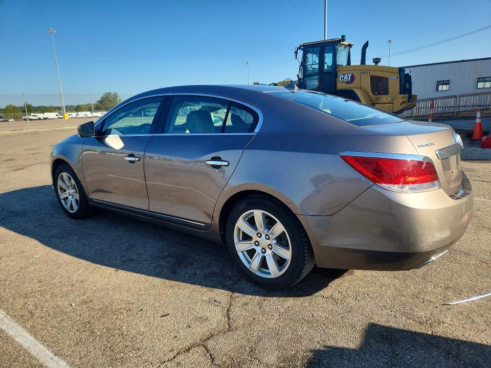 1G4GC5E33CF216749 2012 BUICK LACROSSE photo no. 2