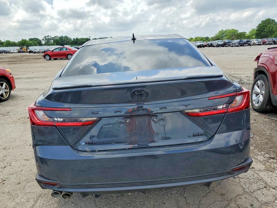 2026 TOYOTA CAMRY SE — Фото 6 из 13