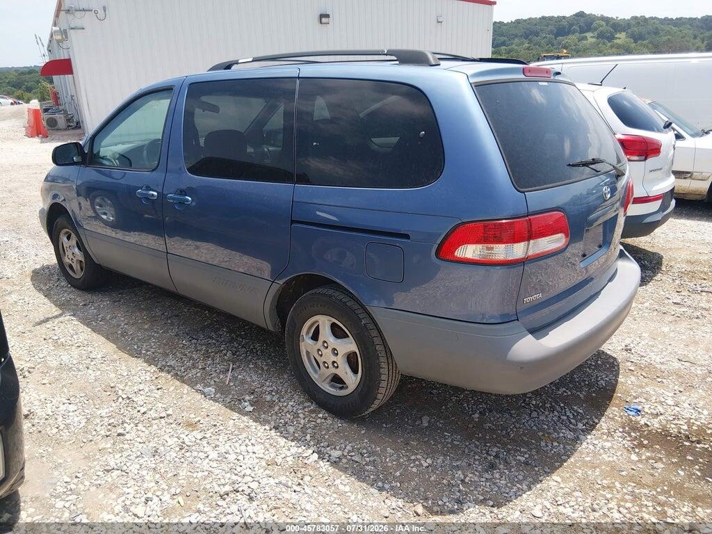 4T3ZF19C02U472576 2002 TOYOTA SIENNA photo no. 3