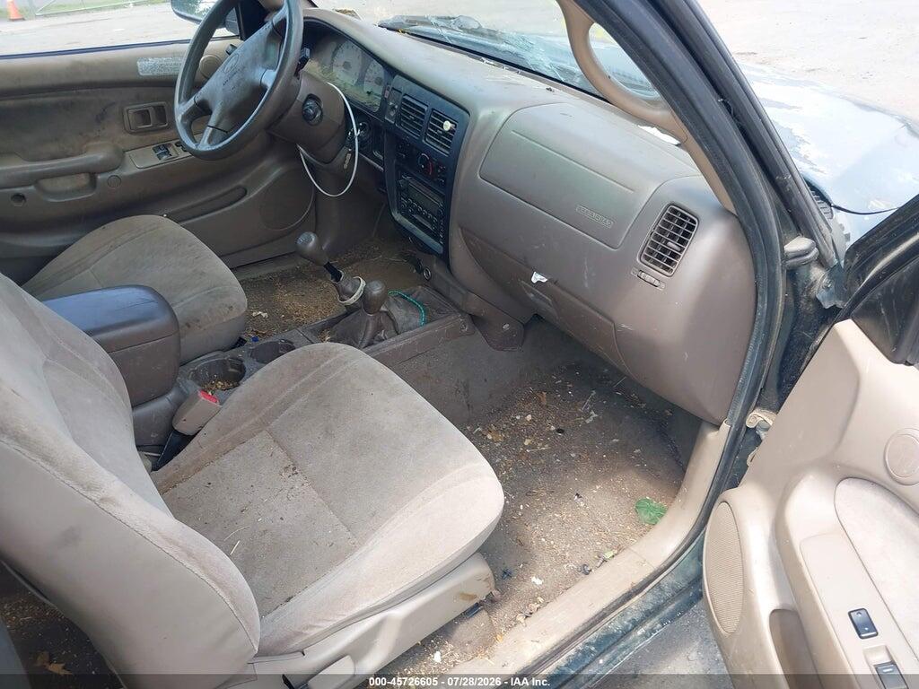 5TEWN72N32Z898108 2002 TOYOTA TACOMA photo no. 5