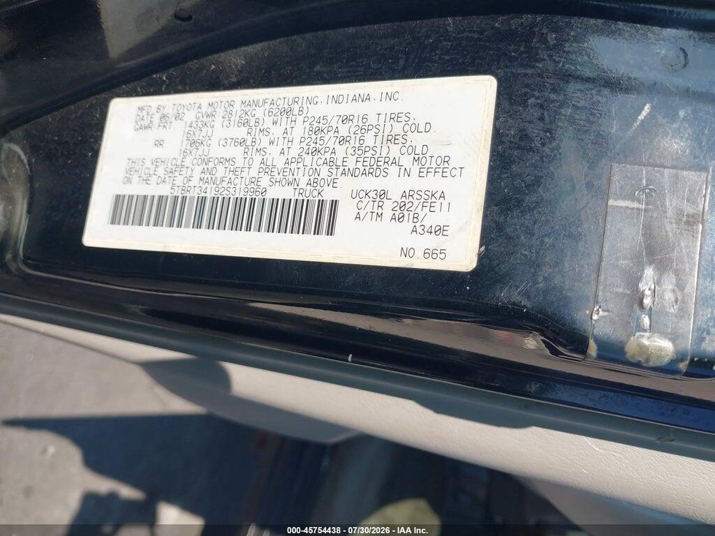 5TBRT34192S319960 2002 TOYOTA TUNDRA photo no. 9