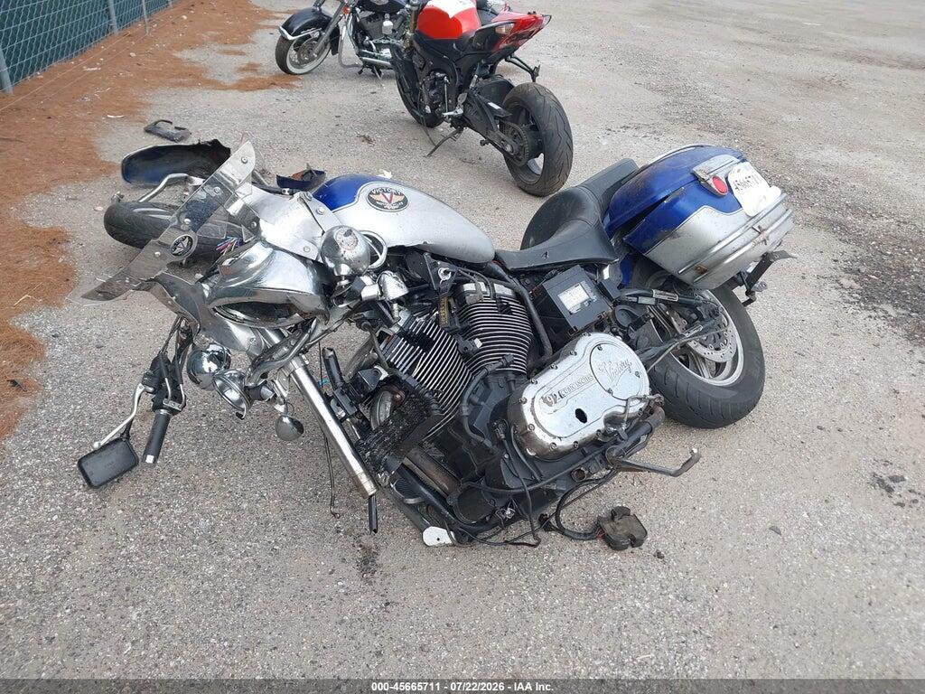 5VPTB16D123002012 2002 VICTORY MOTORCYCLES TOURING photo no. 2