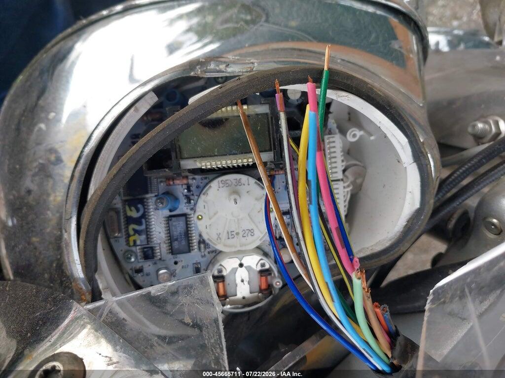 5VPTB16D123002012 2002 VICTORY MOTORCYCLES TOURING photo no. 7