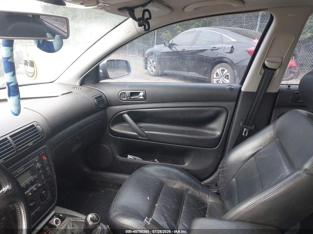 WVWPD63B02P292519 2002 VOLKSWAGEN PASSAT photo no. 5