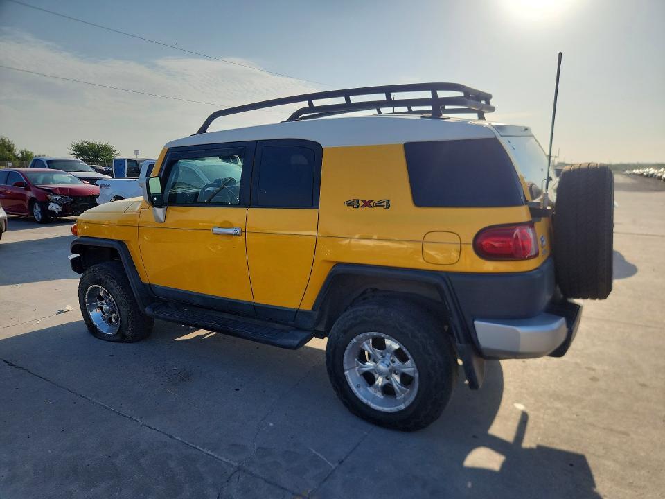2008 TOYOTA FJ CRUISER BASE — Фото 2 из 12