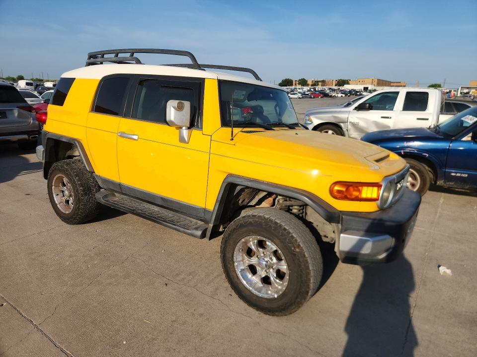 2008 TOYOTA FJ CRUISER BASE — Фото 4 из 12