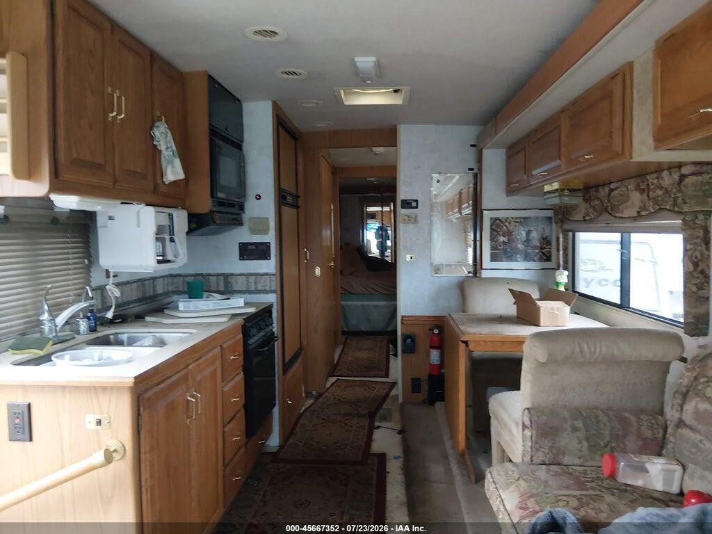 3FCNF53S0XJA30963 1999 FORD F550 photo no. 5