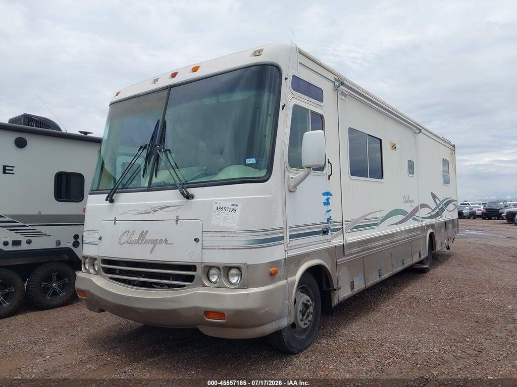 3FCMF53S6XJA21812 1999 FORD F550 photo no. 2