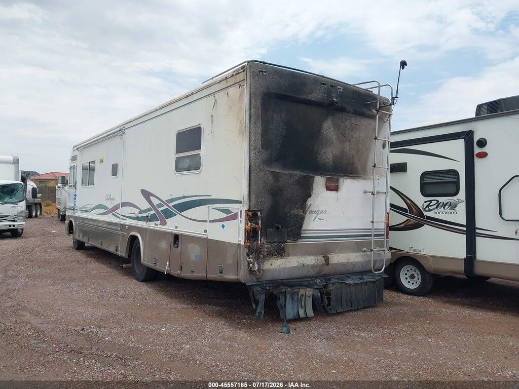3FCMF53S6XJA21812 1999 FORD F550 photo no. 3