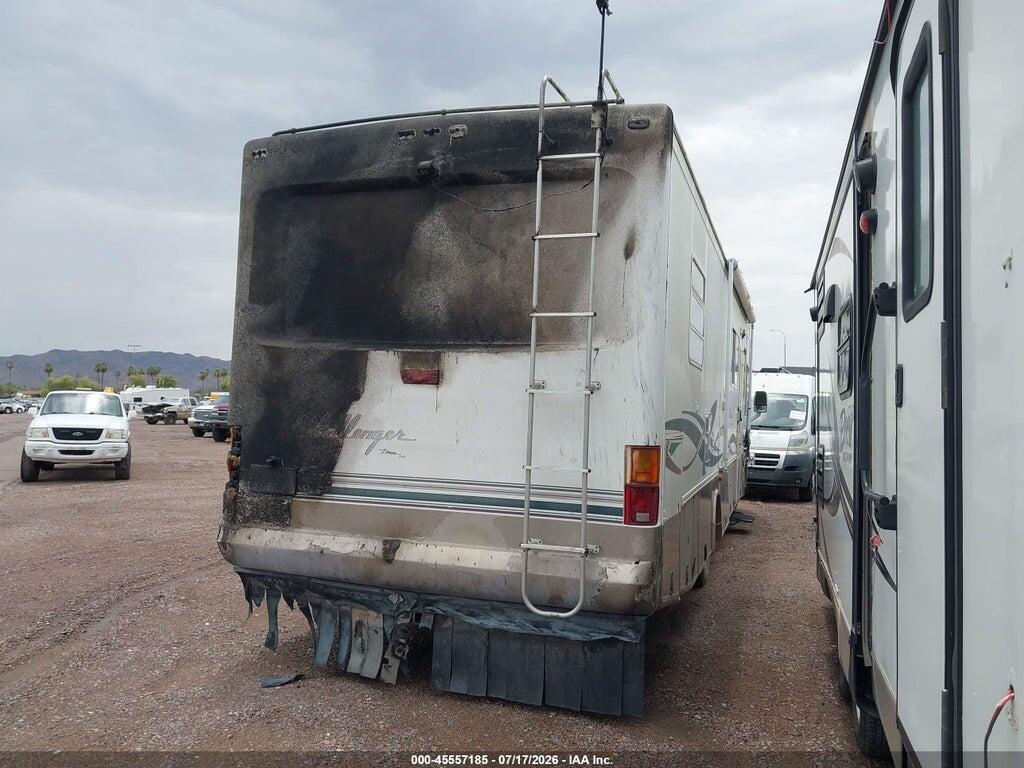 3FCMF53S6XJA21812 1999 FORD F550 photo no. 4