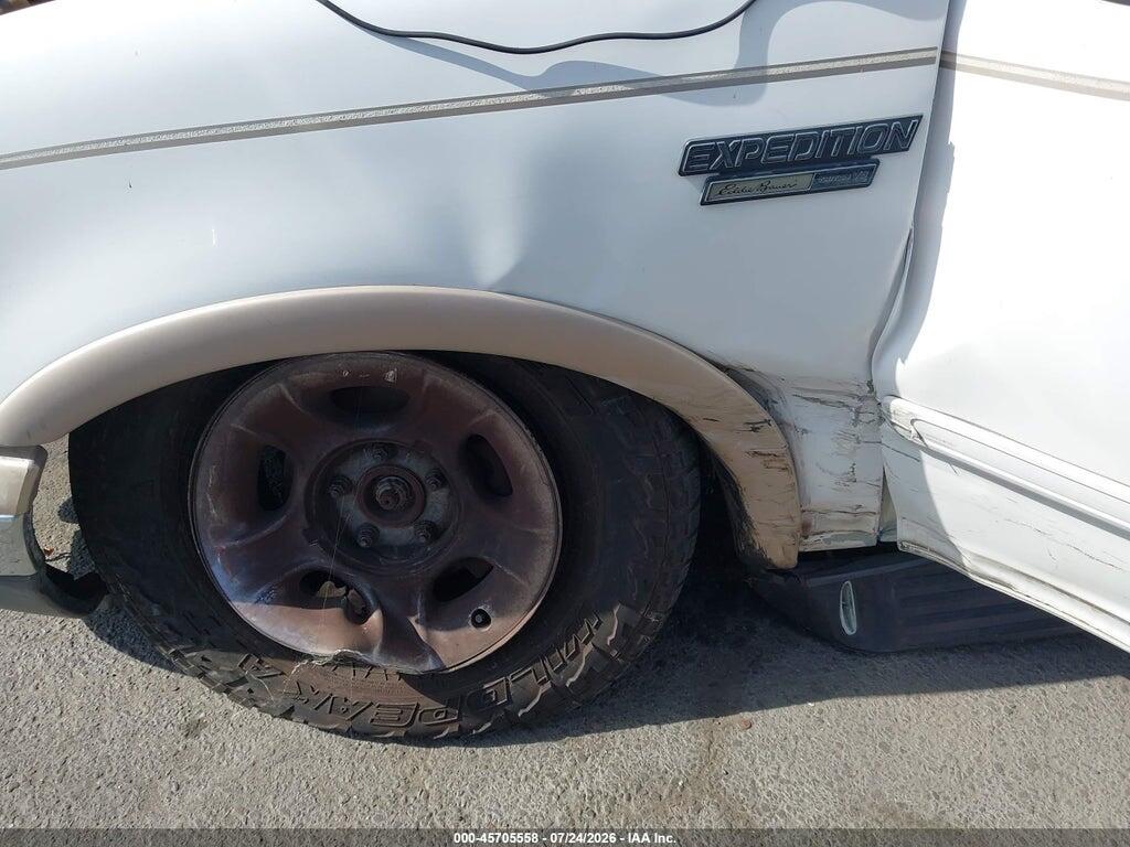 1FMPU18L3XLB38417 1999 FORD EXPEDITION photo no. 6