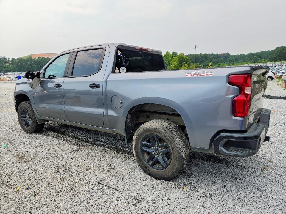 2021 CHEVROLET SILVERADO K1500 LT TRAIL BOSS — Фото 2 из 12