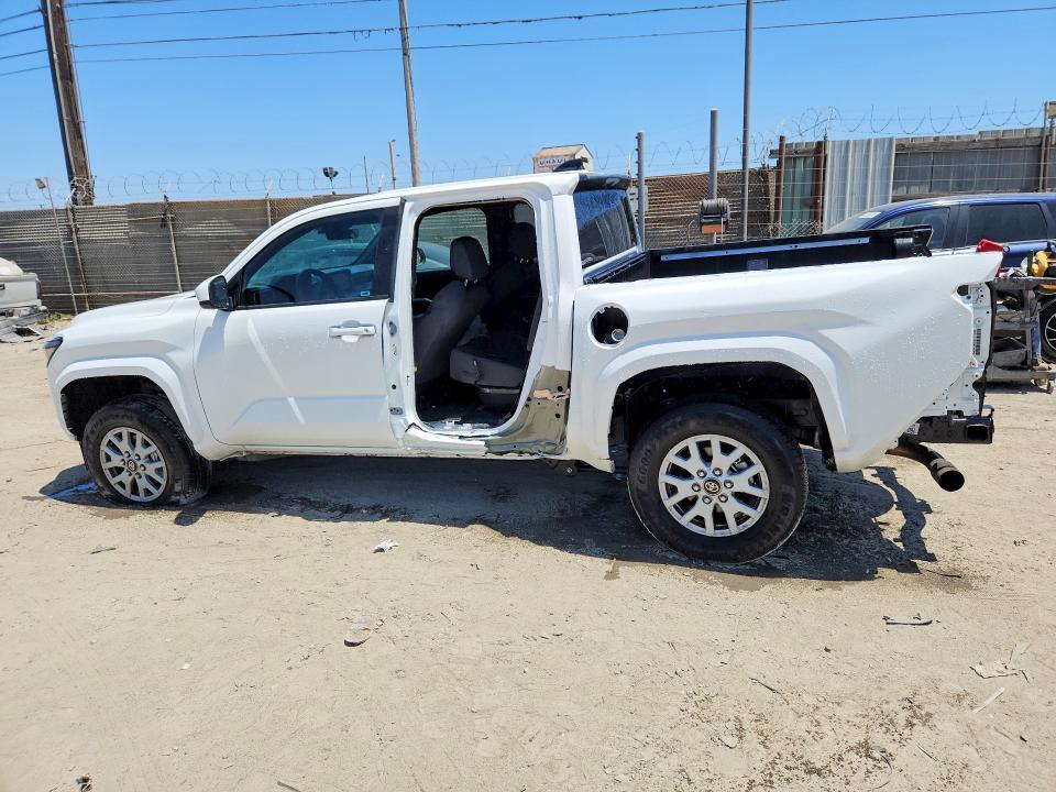 2026 TOYOTA TACOMA SR5 — Фото 2 из 13