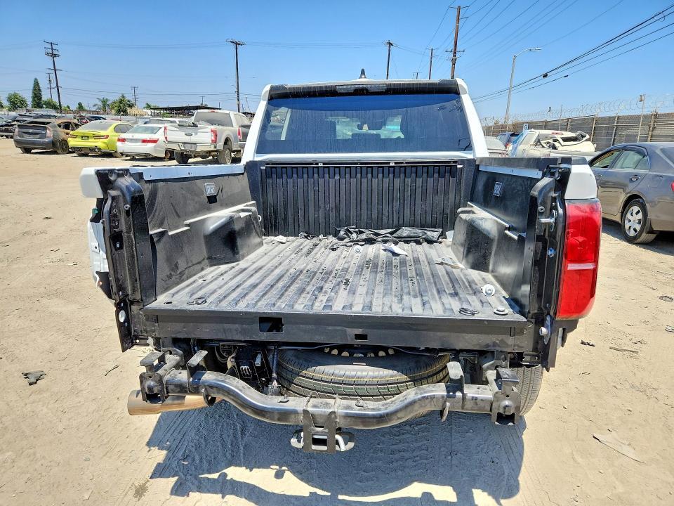 2026 TOYOTA TACOMA SR5 — Фото 6 из 13