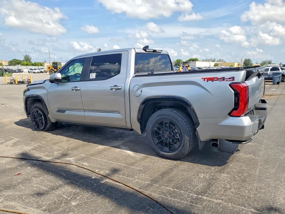 5TFWA5DB4TX366121 2026 TOYOTA TUNDRA photo no. 2