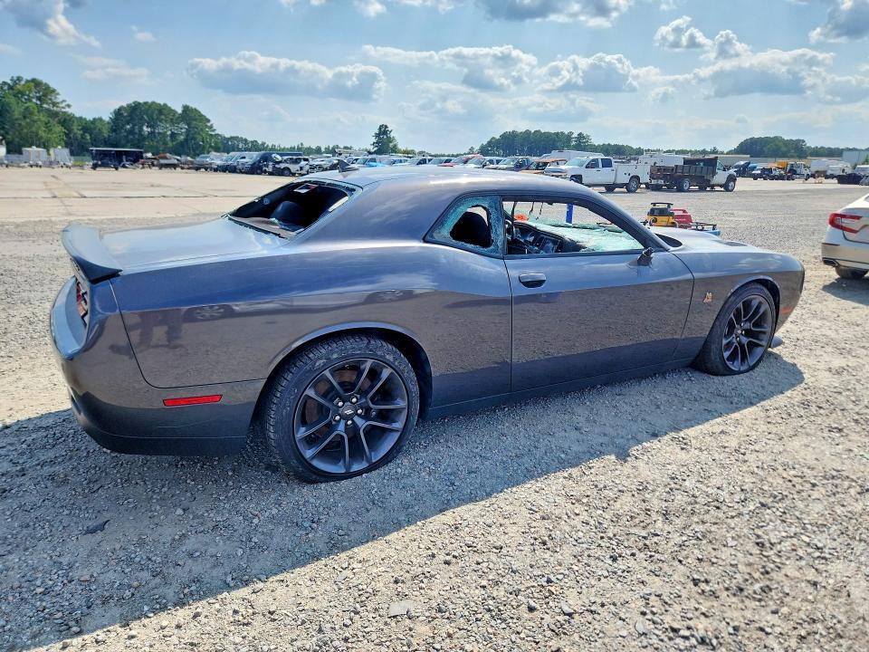 2021 DODGE CHALLENGER R/T SCAT PACK — Фото 3 из 12