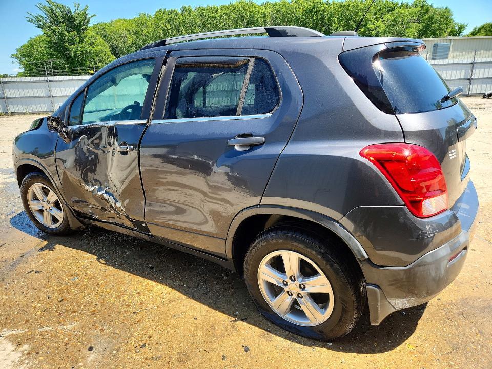 2016 CHEVROLET TRAX 1LT — Фото 2 из 13