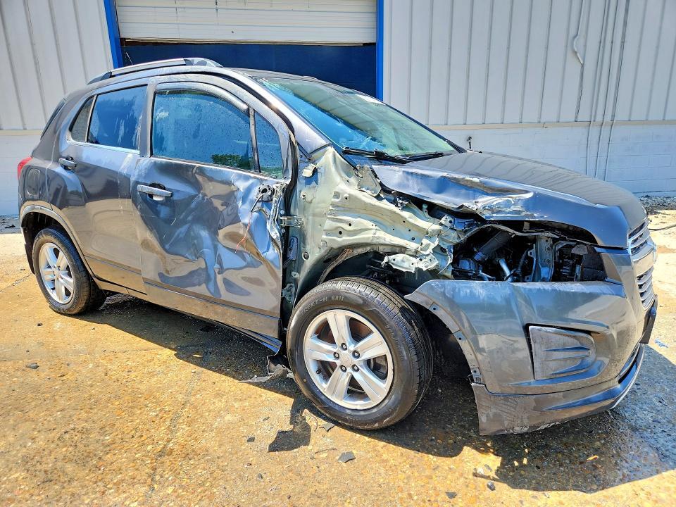 2016 CHEVROLET TRAX 1LT — Фото 4 из 13