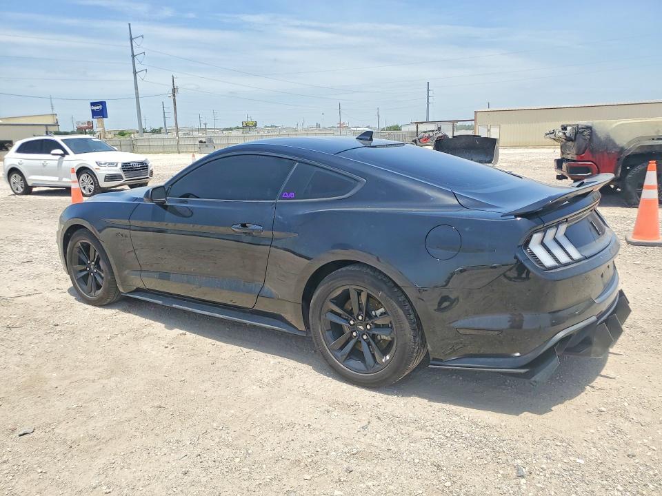1FA6P8CF6M5153842 2021 FORD MUSTANG photo no. 2