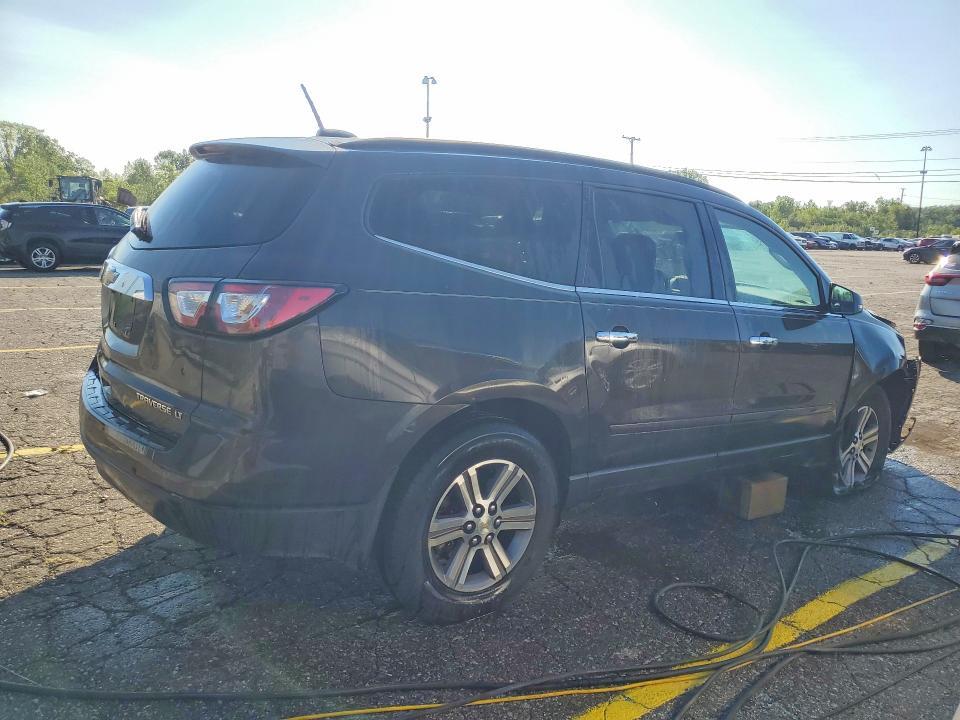 2016 CHEVROLET TRAVERSE LT — Фото 3 из 13