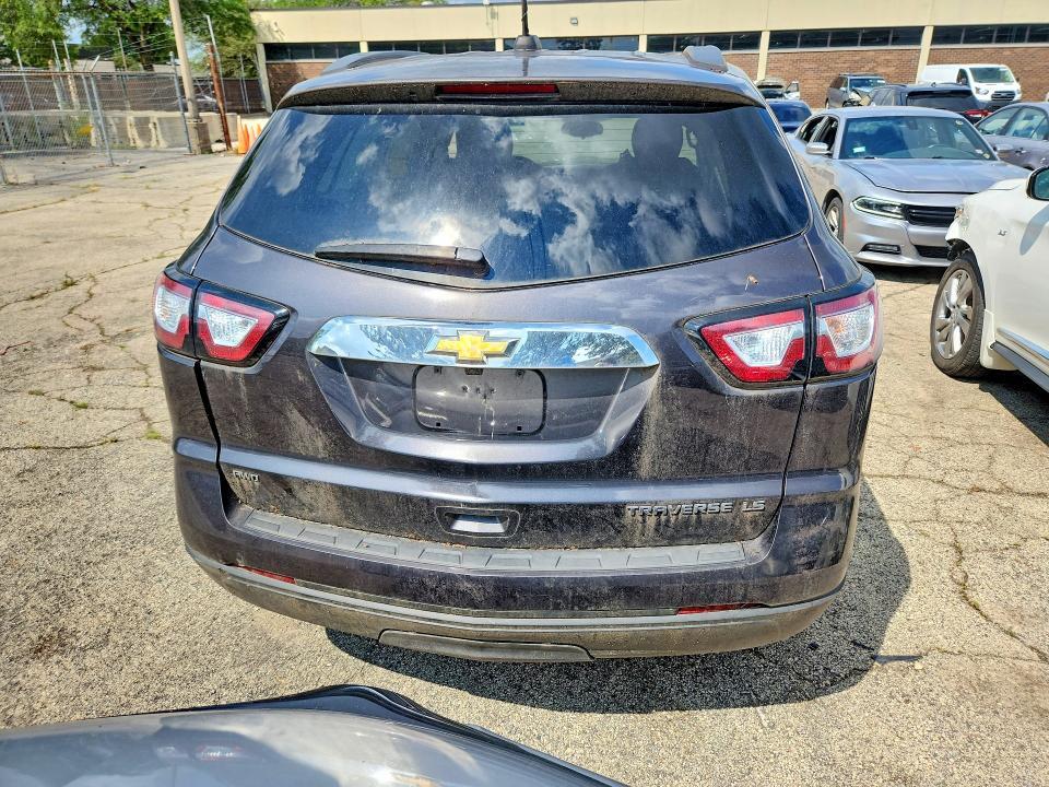2016 CHEVROLET TRAVERSE LS — Фото 6 из 13
