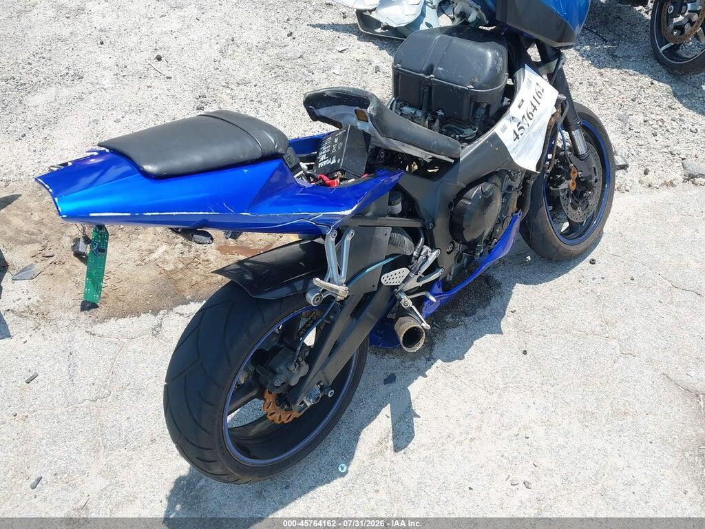 JYARN10Y02A001341 2002 YAMAHA YZFR1 photo no. 4