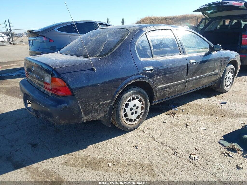 JN1CA21D4ST085436 1995 NISSAN MAXIMA photo no. 4