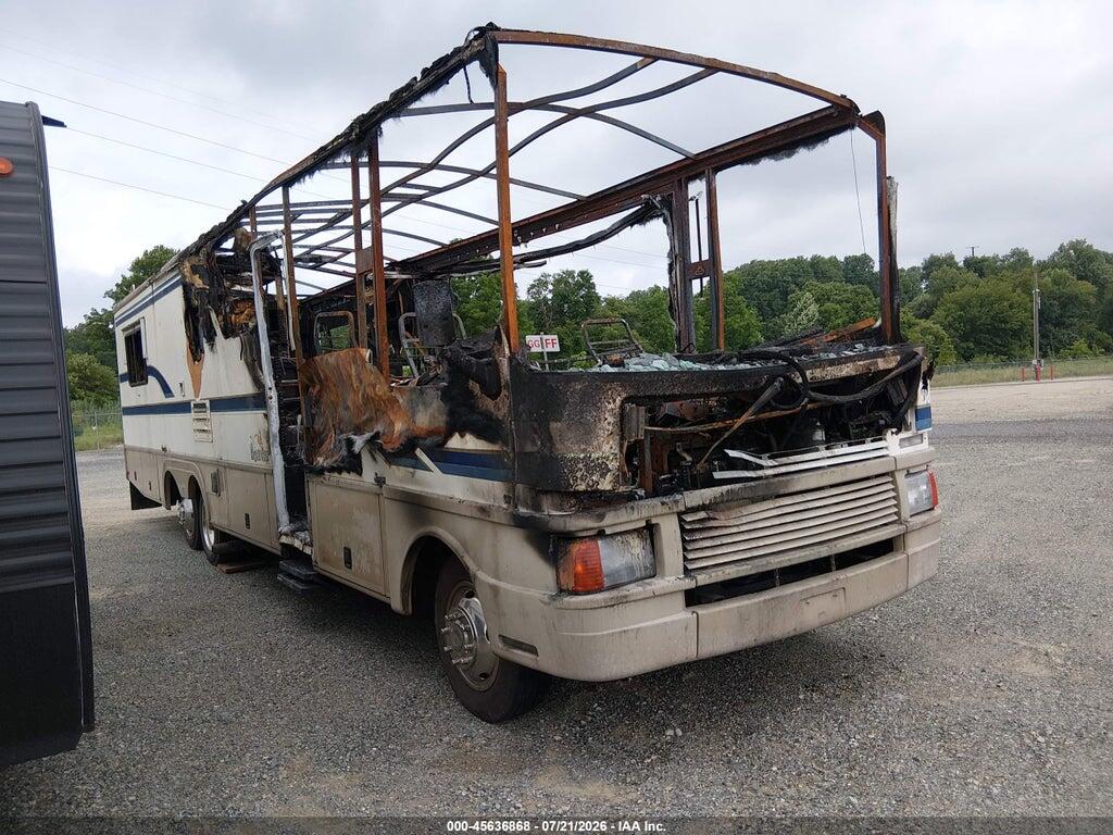 3FCNF53S3XJA03563 1999 FORD F550 photo no. 1