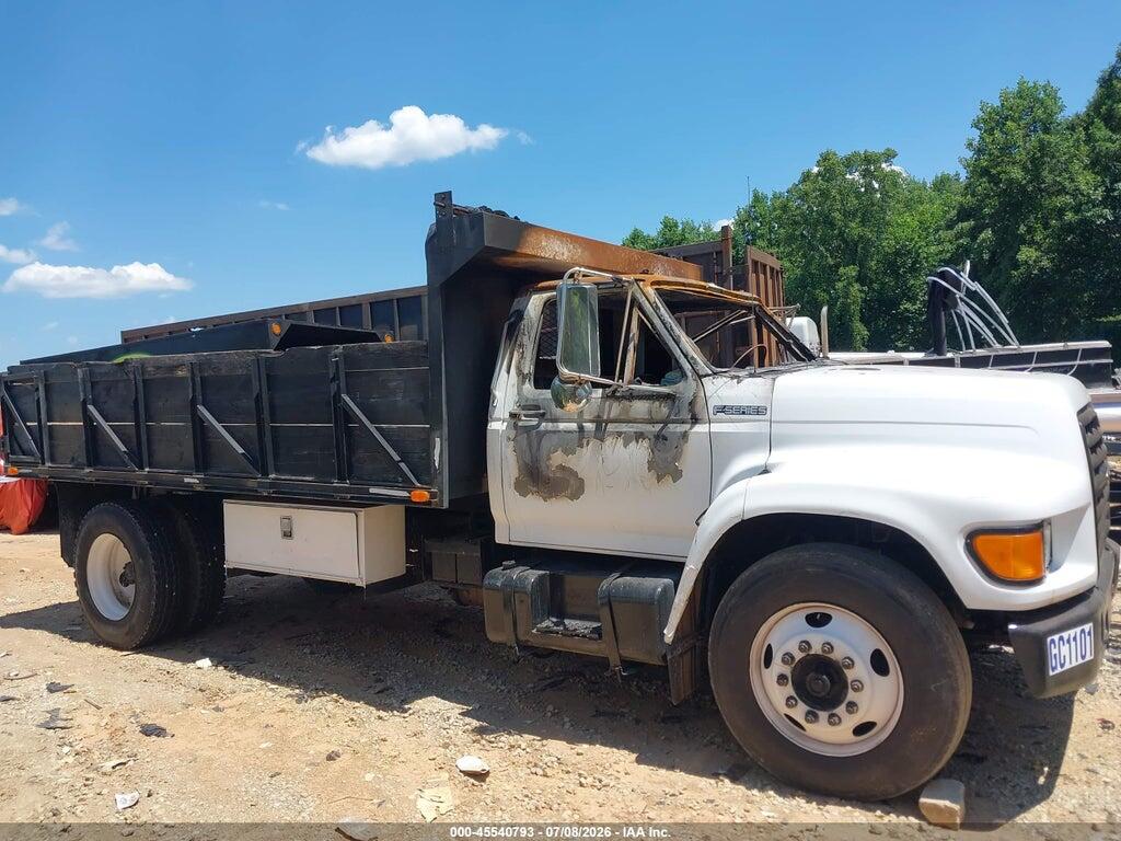 1999 FORD F800 3FENF80C2XMA01971