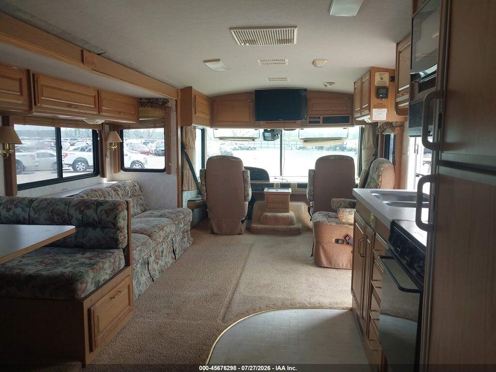 1FCNF53S5XJA14872 1999 FORD FLEETWOOD BOUNDER M- photo no. 5