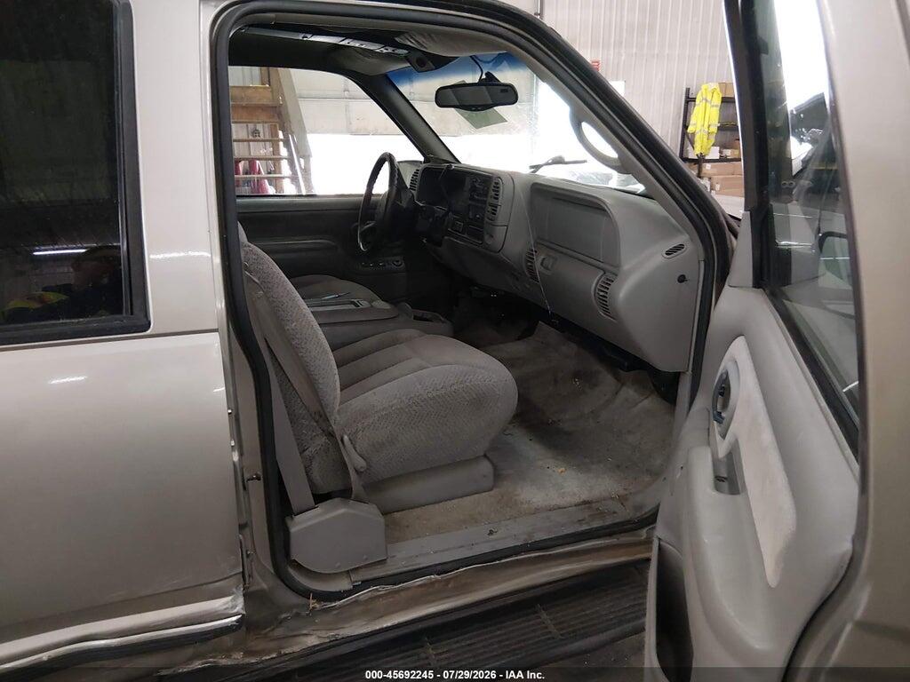 1GKEK13R5XJ805856 1999 GMC YUKON photo no. 5