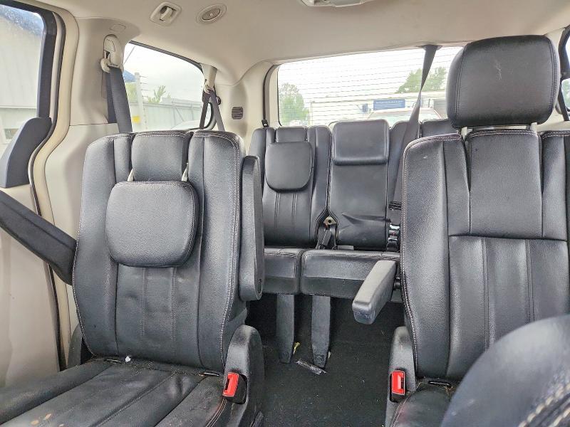 2016 CHRYSLER TOWN & COUNTRY TOURING — Фото 10 из 13