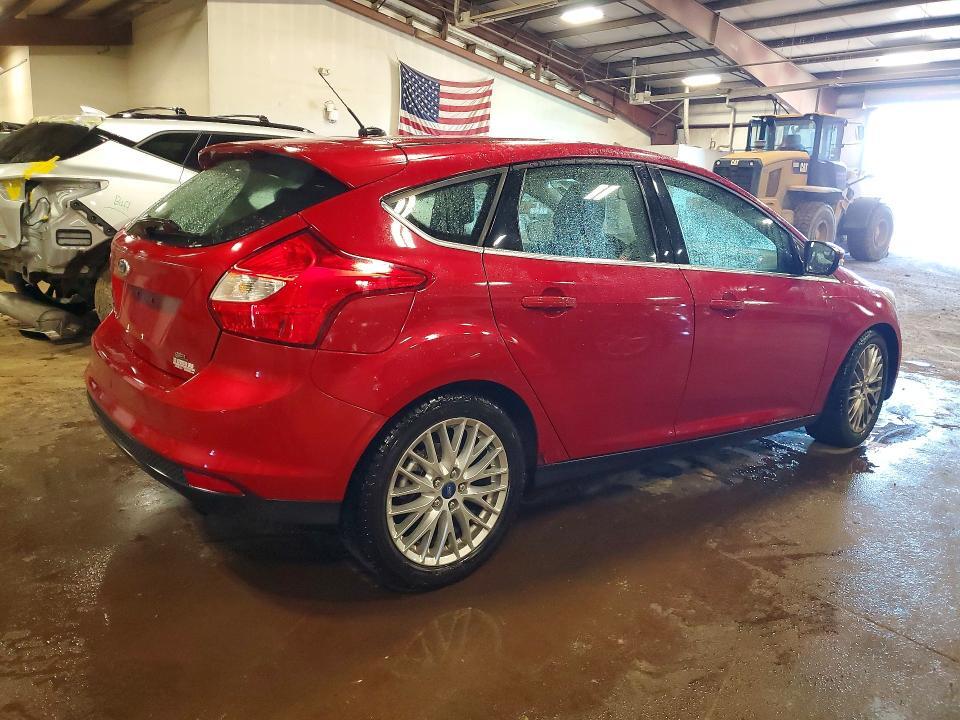 1FAHP3M26CL277515 2012 FORD FOCUS photo no. 3