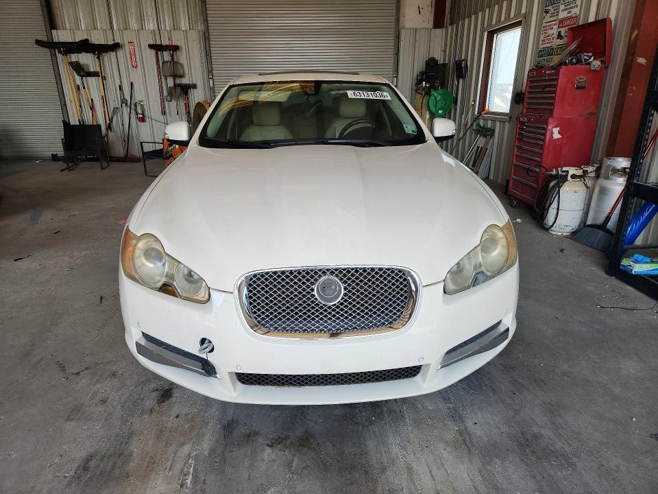 2009 JAGUAR XF LUXURY — Фото 5 из 12