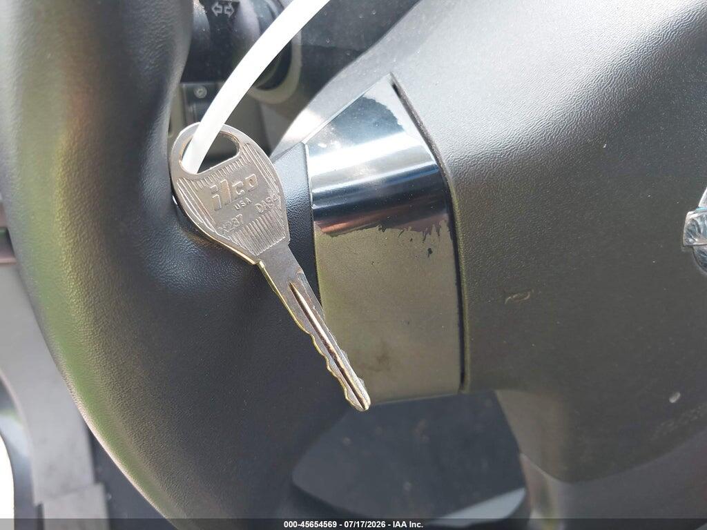 1N6AA06B44N551192 2004 NISSAN TITAN photo no. 11