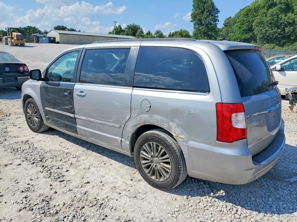 2016 CHRYSLER TOWN & COUNTRY TOURING L — Фото 2 из 13