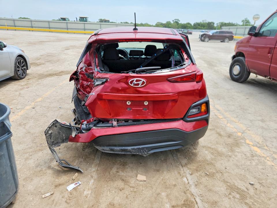 2021 HYUNDAI KONA SE — Фото 6 из 12